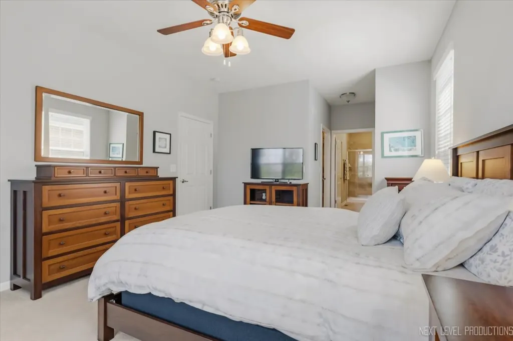 2747 Northmoor Drive Naperville IL 60564