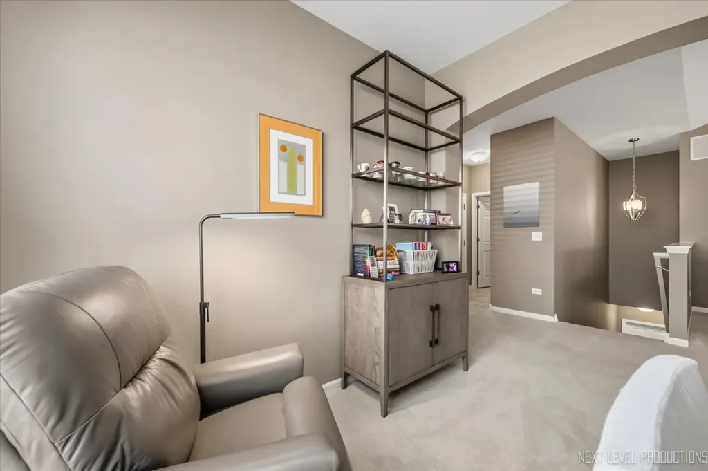 2747 Northmoor Drive Naperville IL 60564