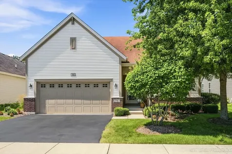 2747 Northmoor Drive Naperville IL 60564