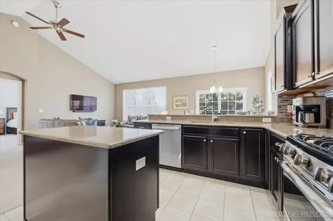 2747 Northmoor Drive Naperville IL 60564