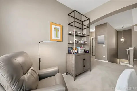 2747 Northmoor Drive Naperville IL 60564