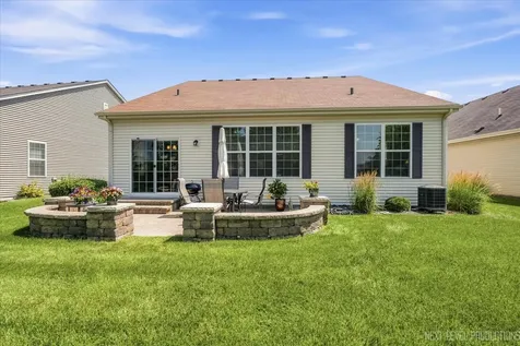 2747 Northmoor Drive Naperville IL 60564