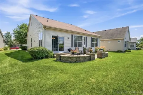 2747 Northmoor Drive Naperville IL 60564