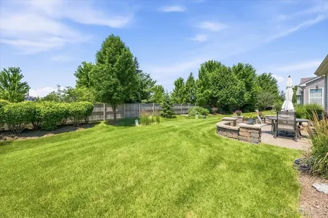 2747 Northmoor Drive Naperville IL 60564