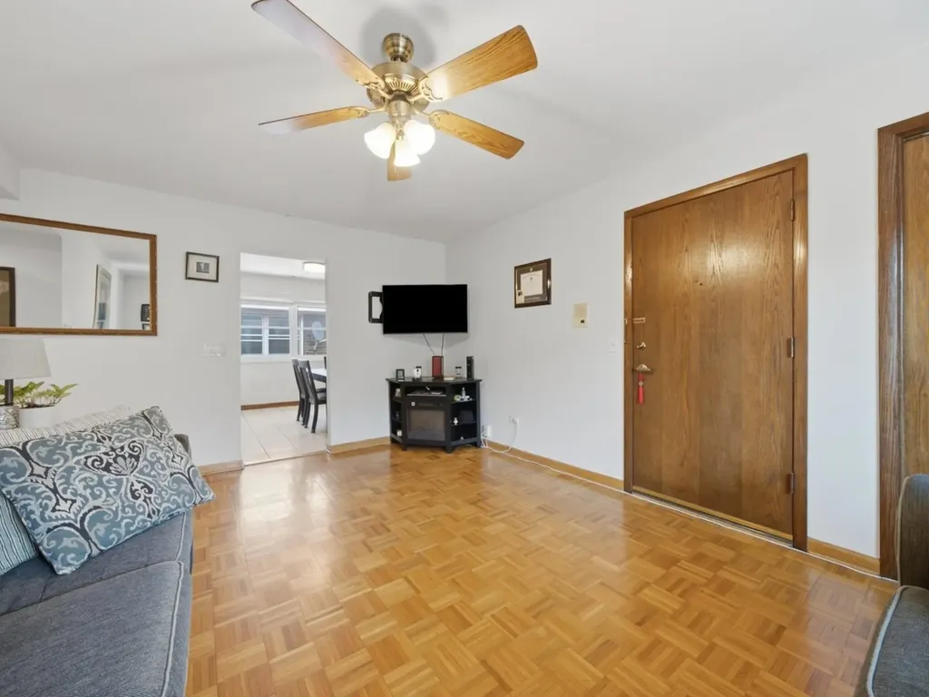3456 North Harlem Avenue Chicago IL 60634