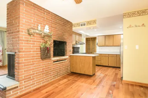 10 Hollycourt Terrace Lake Zurich IL 60047