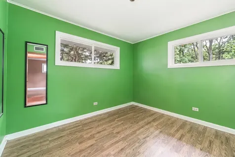 10 Hollycourt Terrace Lake Zurich IL 60047
