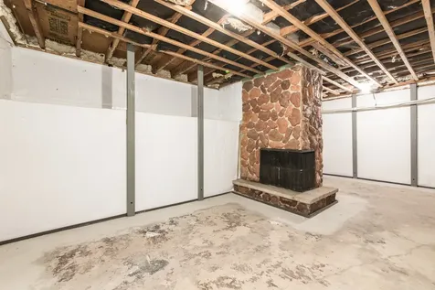 10 Hollycourt Terrace Lake Zurich IL 60047