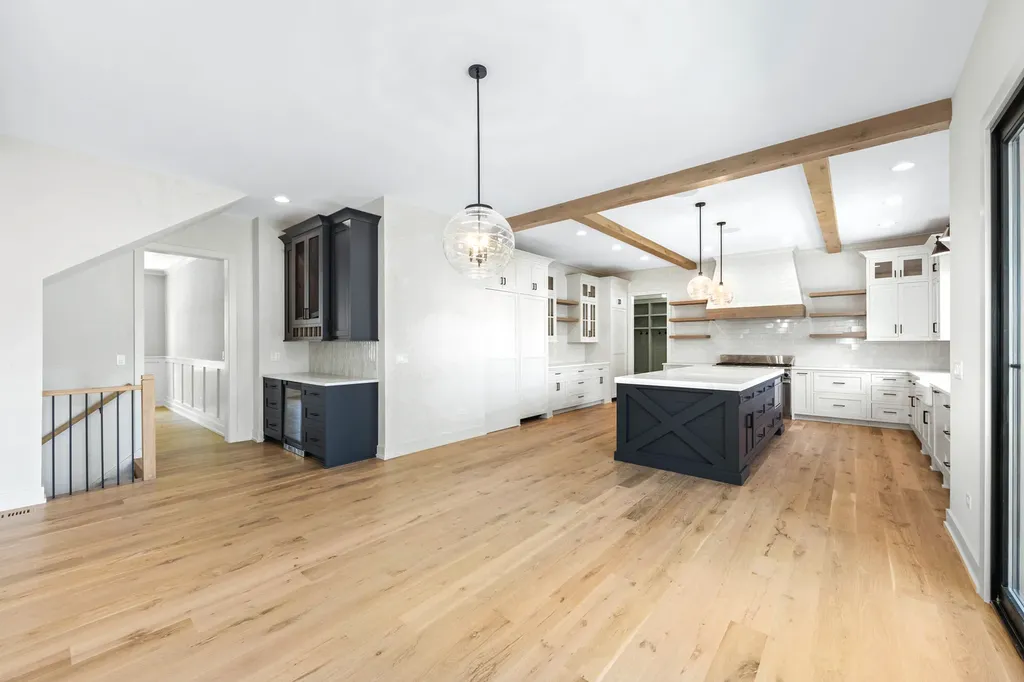 1314 North Eagle Street Naperville IL 60563