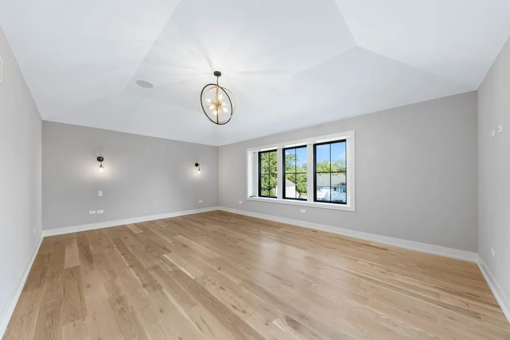1314 North Eagle Street Naperville IL 60563