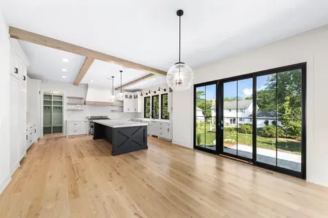 1314 North Eagle Street Naperville IL 60563