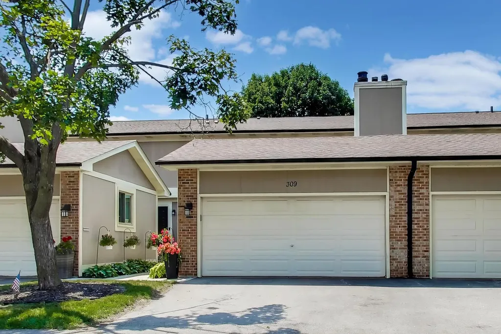309 Redwing Drive Deerfield IL 60015