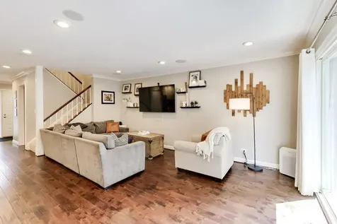 309 Redwing Drive Deerfield IL 60015
