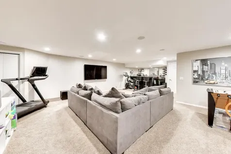309 Redwing Drive Deerfield IL 60015