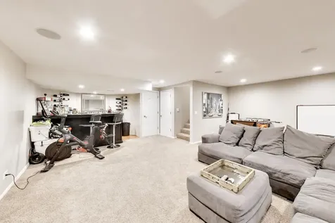 309 Redwing Drive Deerfield IL 60015