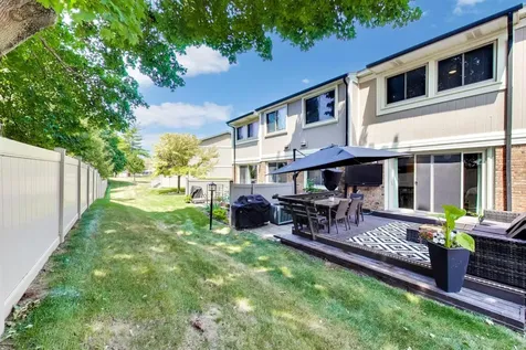 309 Redwing Drive Deerfield IL 60015