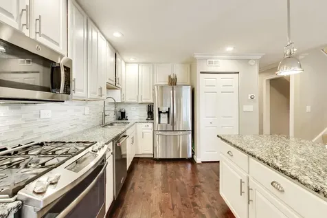 309 Redwing Drive Deerfield IL 60015