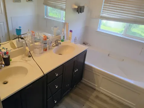 1503 South Elizabeth Lane Round Lake IL 60073