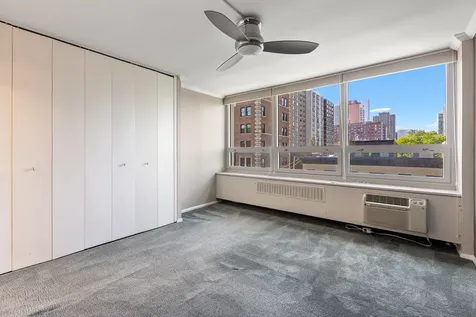 88 West Schiller Street Chicago IL 60610