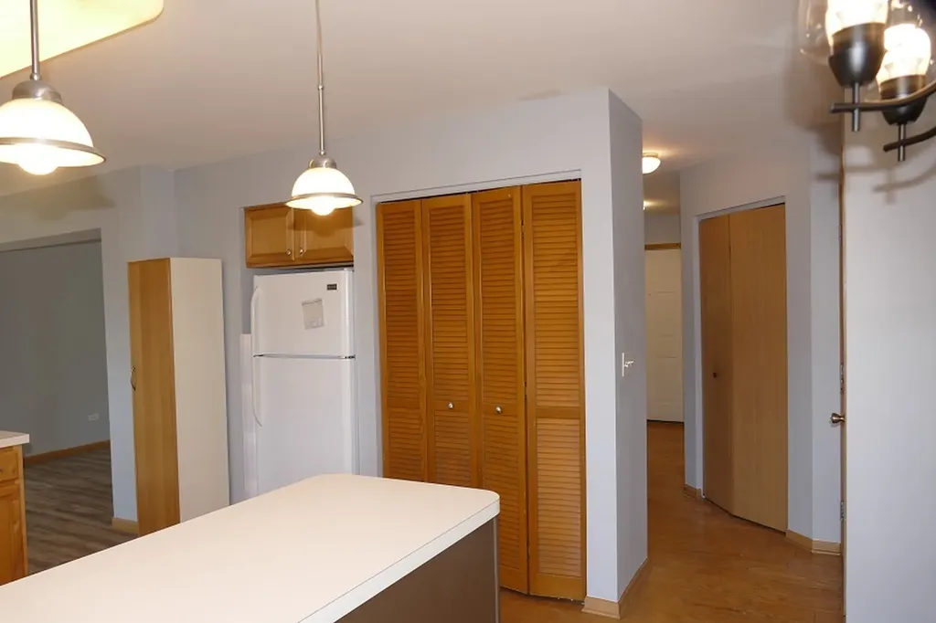 2551 Smithfield Lane Aurora IL 60504