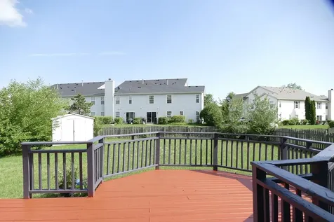 2551 Smithfield Lane Aurora IL 60504