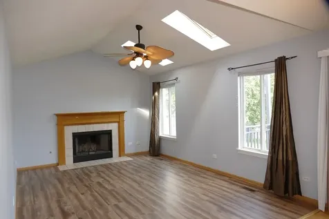 2551 Smithfield Lane Aurora IL 60504