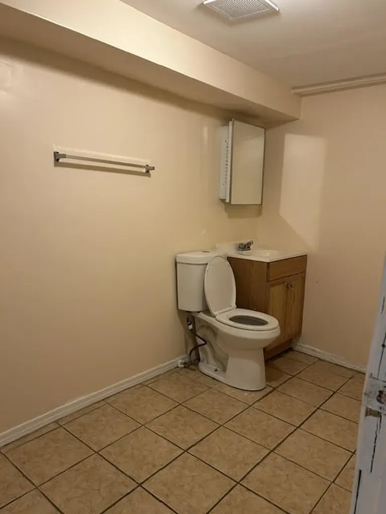 7130 South Hermitage Avenue Chicago IL 60636