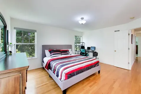 1819 Krowka Drive Des Plaines IL 60018