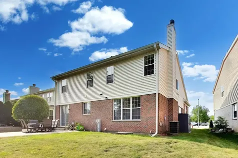 1819 Krowka Drive Des Plaines IL 60018