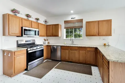 1819 Krowka Drive Des Plaines IL 60018