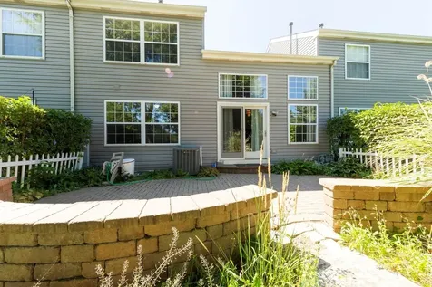 754 Savannah Lane Crystal Lake IL 60014