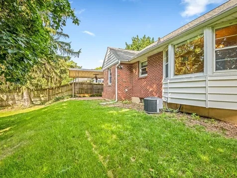 110 South Calvin Park Boulevard Rockford IL 61108