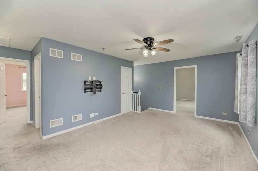 2322 Pagosa Springs Drive Aurora IL 60503