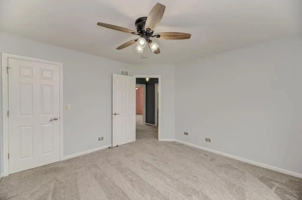 2322 Pagosa Springs Drive Aurora IL 60503