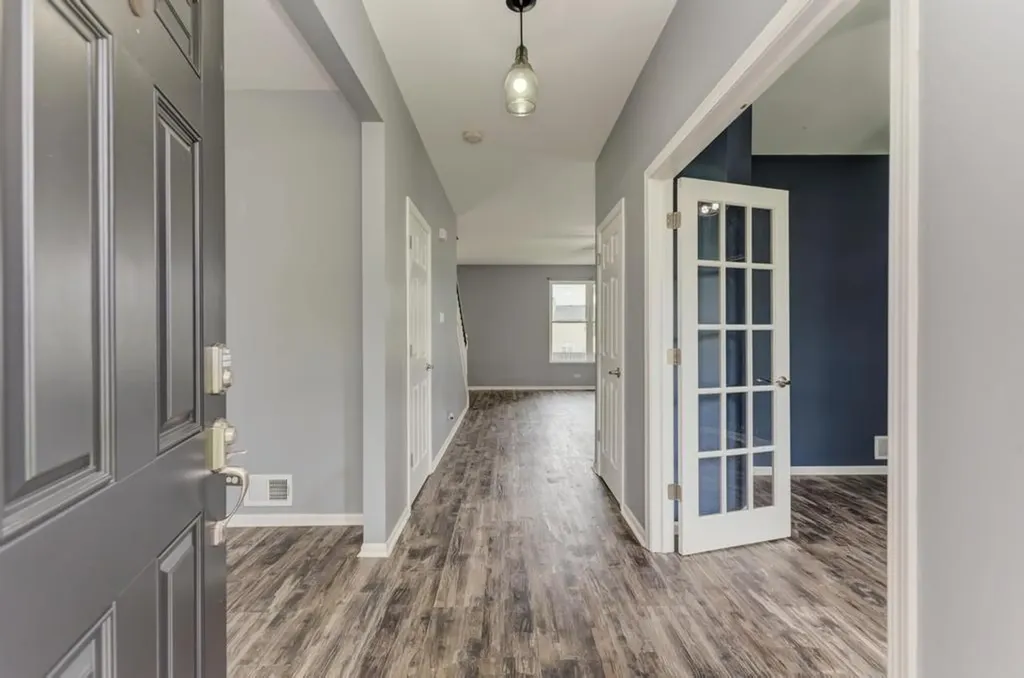 2322 Pagosa Springs Drive Aurora IL 60503
