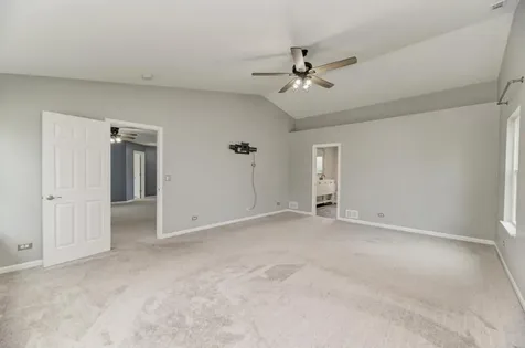 2322 Pagosa Springs Drive Aurora IL 60503