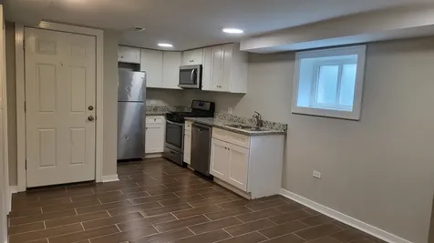 827 West 33rd Place Chicago IL 60608
