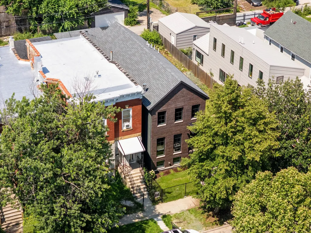 2832 West Wilcox Street Chicago IL 60612