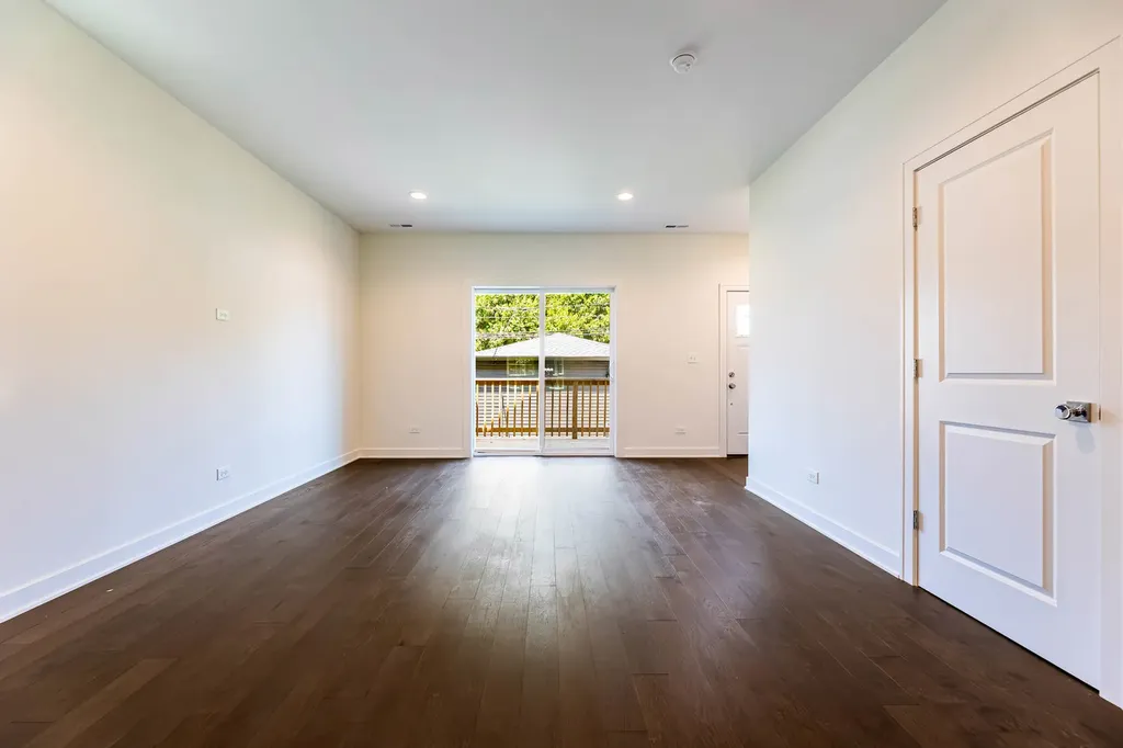 2832 West Wilcox Street Chicago IL 60612