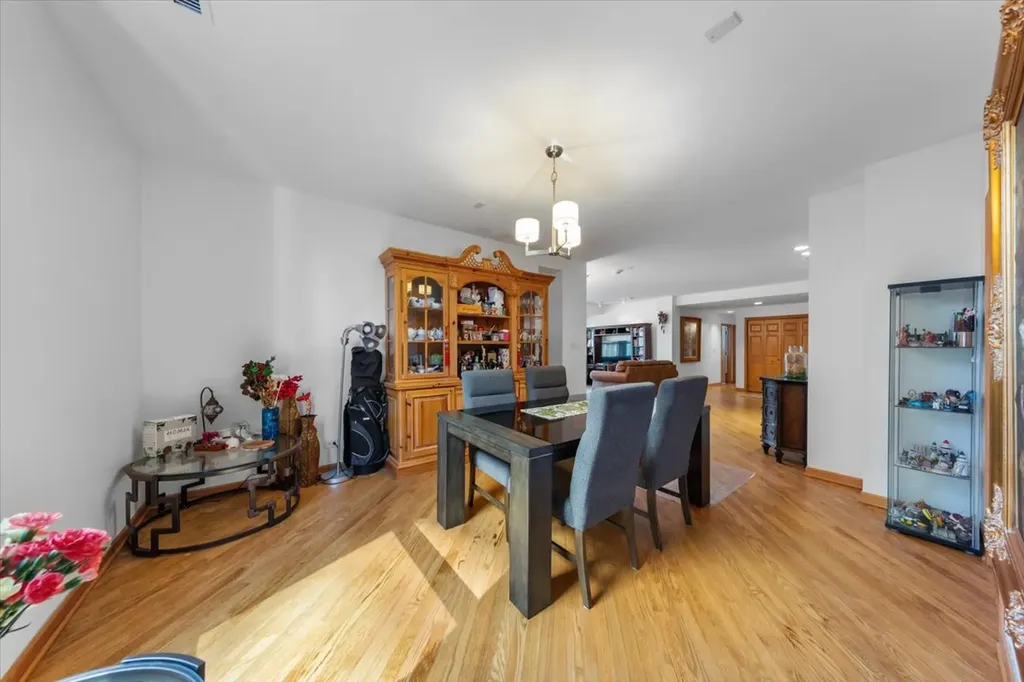 431 South Dearborn Street Chicago IL 60605