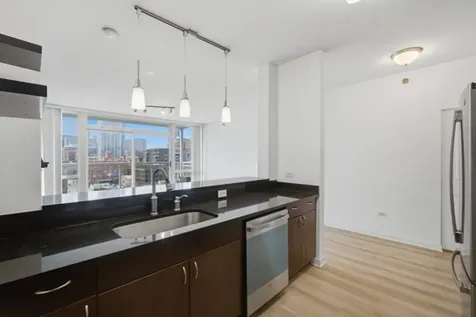 757 North Orleans Street Chicago IL 60654