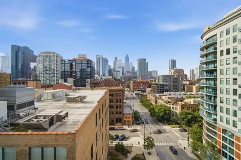 757 North Orleans Street Chicago IL 60654