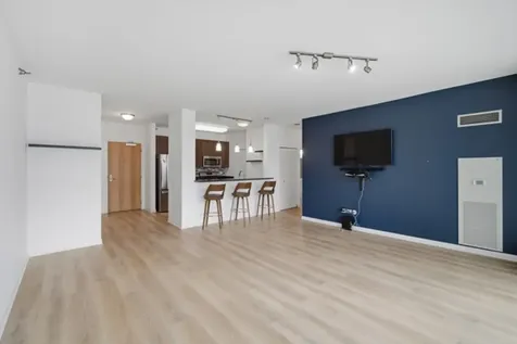 757 North Orleans Street Chicago IL 60654