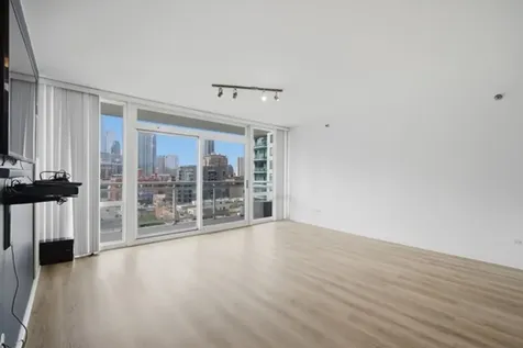 757 North Orleans Street Chicago IL 60654