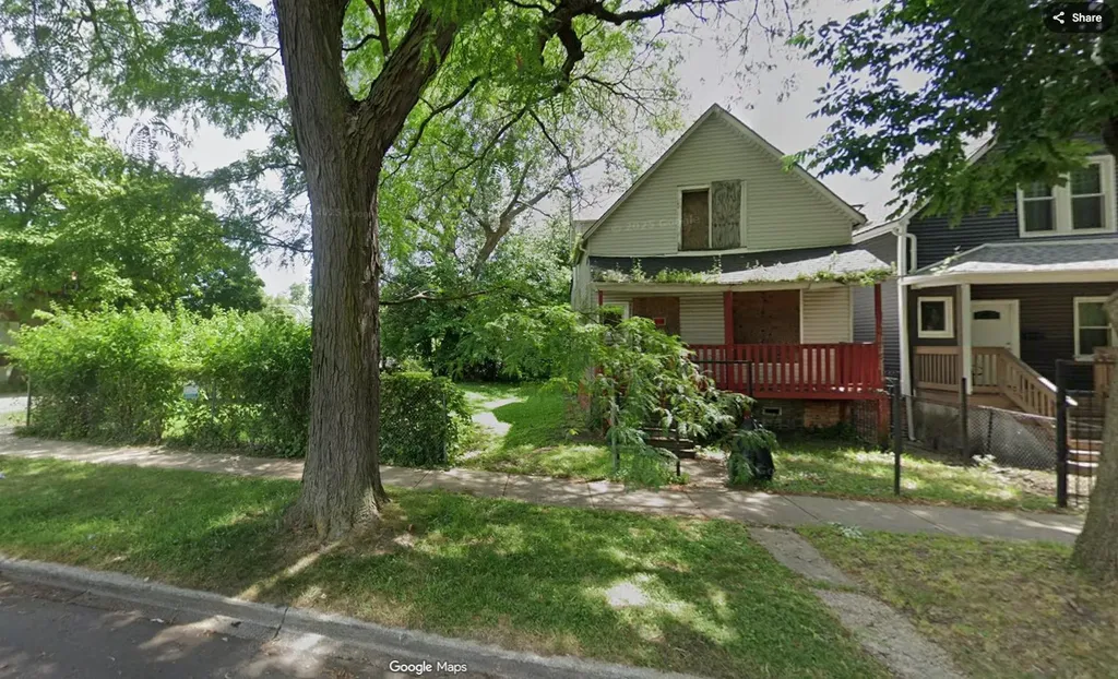 5803 South Carpenter Street Chicago IL 60621