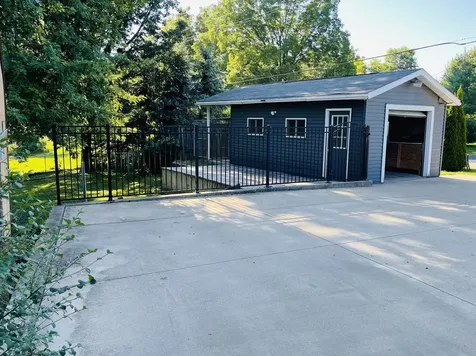 23663 Hazel Road Sterling IL 61081