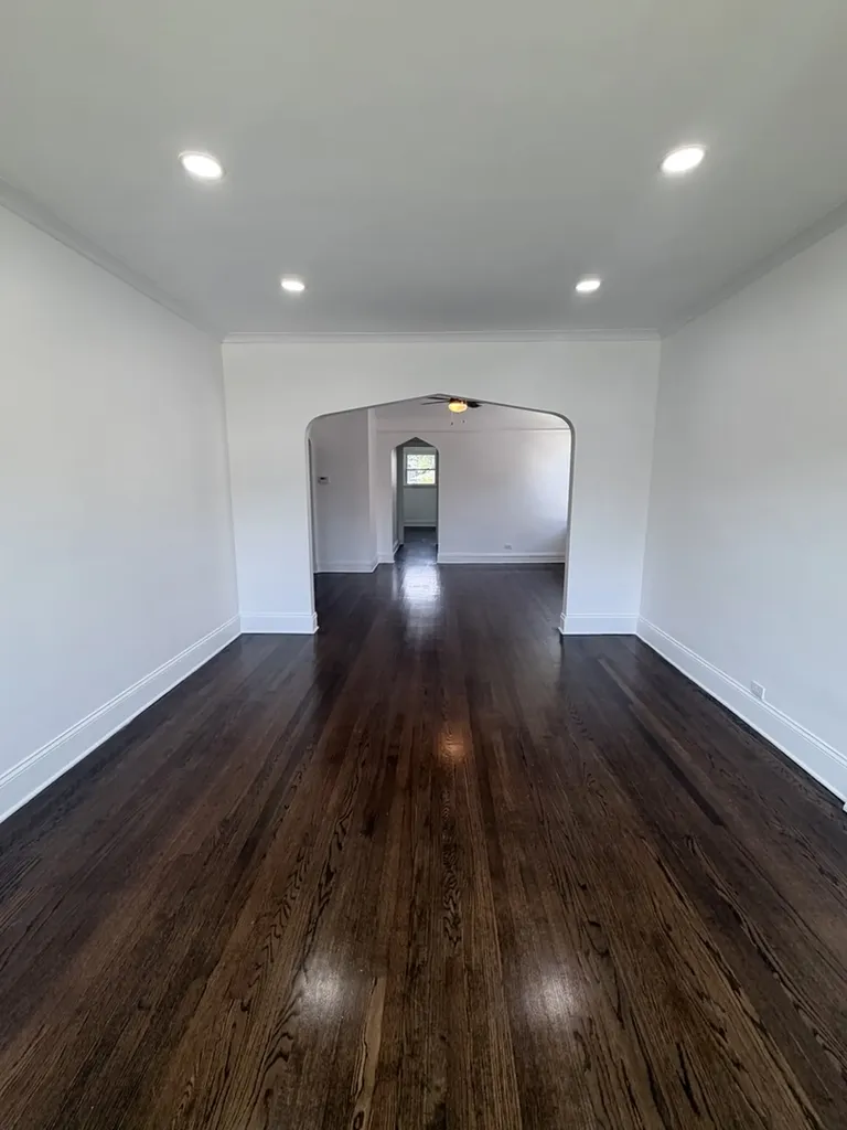 11344 South Parnell Avenue Chicago IL 60628