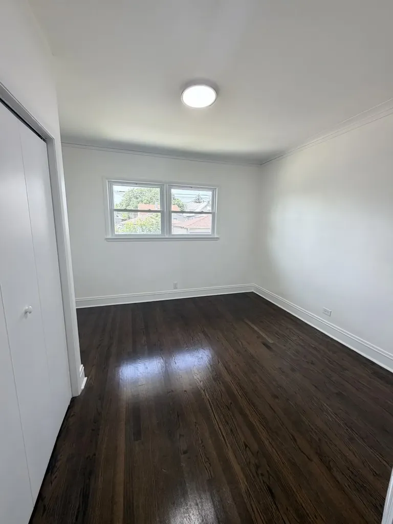 11344 South Parnell Avenue Chicago IL 60628
