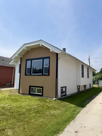 11344 South Parnell Avenue Chicago IL 60628