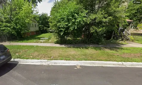 5804 South May Street Chicago IL 60621